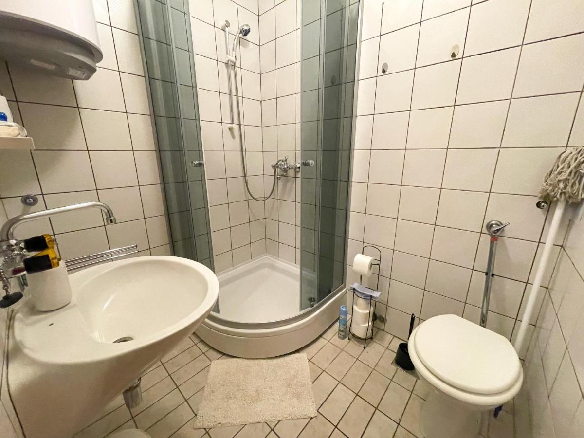 Apartmani Milan 茨里克韦尼察 外观 照片