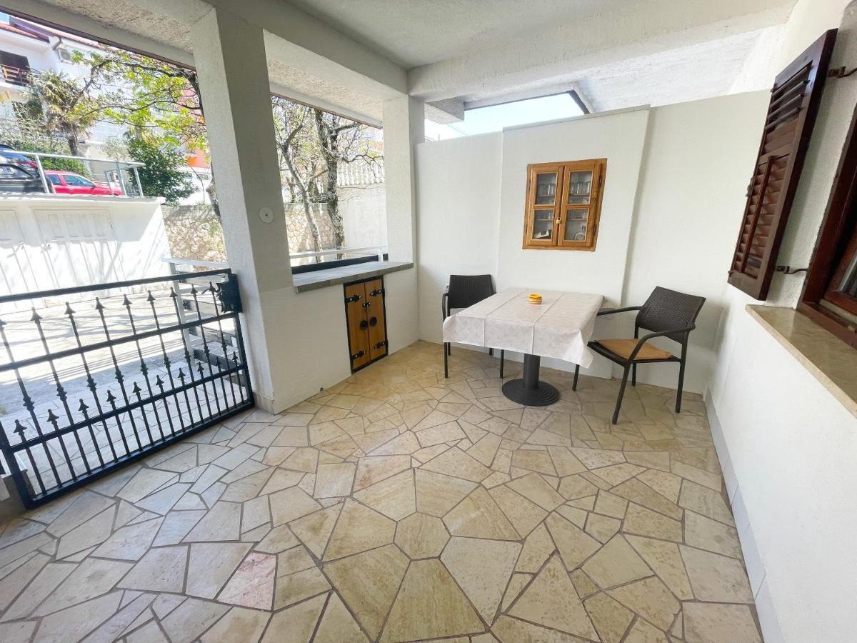 Apartmani Milan 茨里克韦尼察 外观 照片