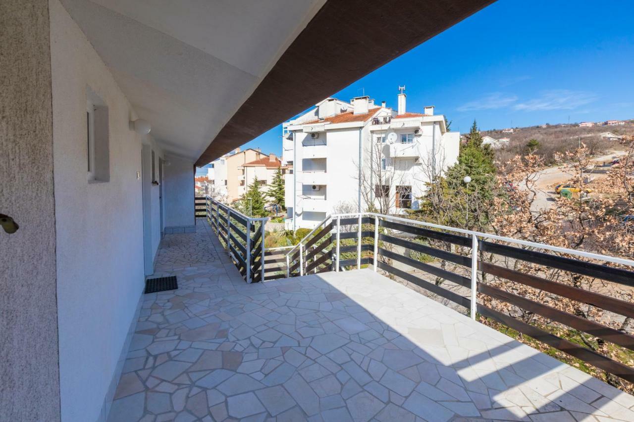 Apartmani Milan 茨里克韦尼察 外观 照片