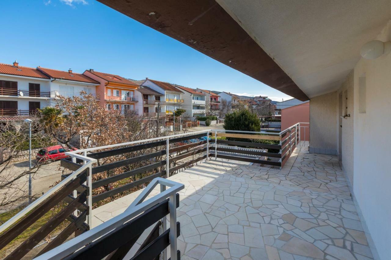 Apartmani Milan 茨里克韦尼察 外观 照片